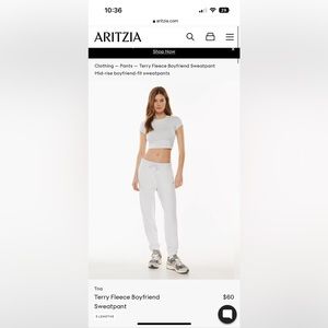 Aritzia TNA Cozy fleece sweatpants. Like new condition, worn once, size XS
